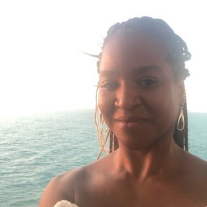 Meet your Posher, Coretta